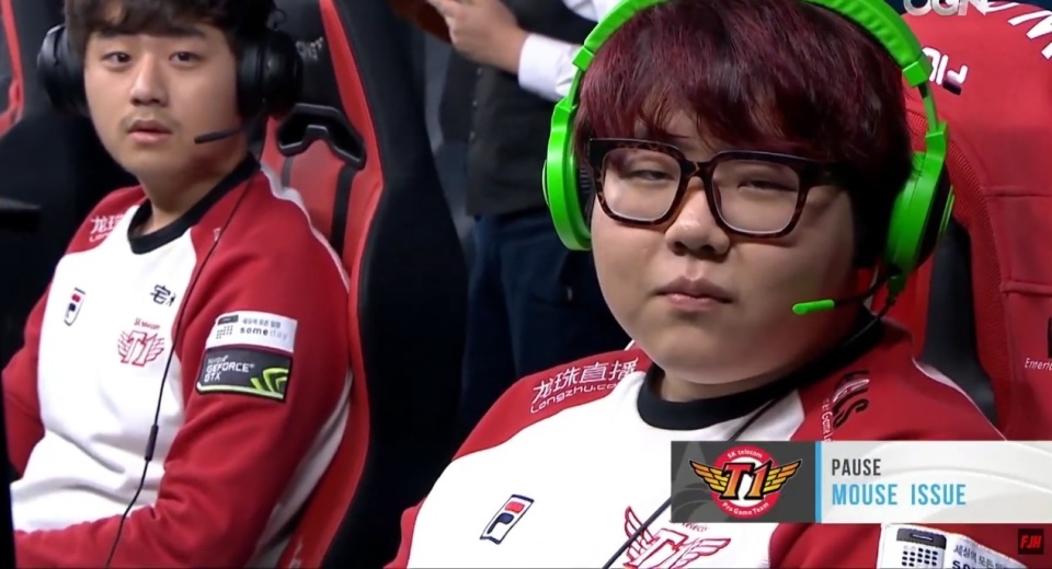 反映出她扎 反映出她扎