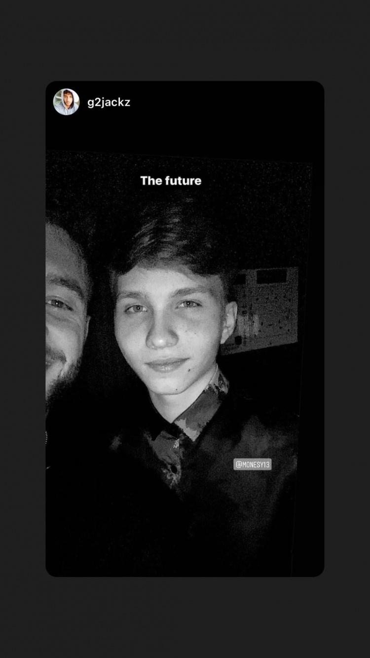 卡在王城之 卡在王城之